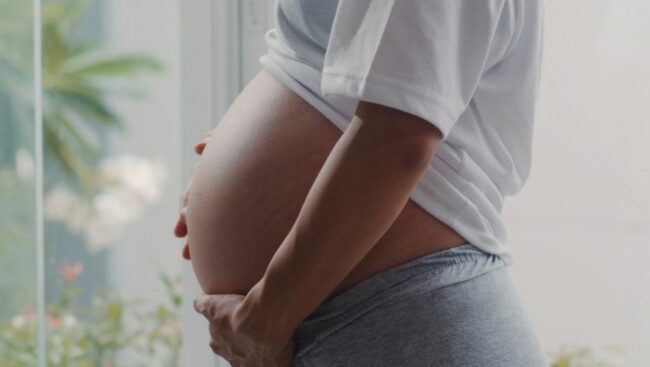 mujer-embarazada-foto-freepik_15_1000x564